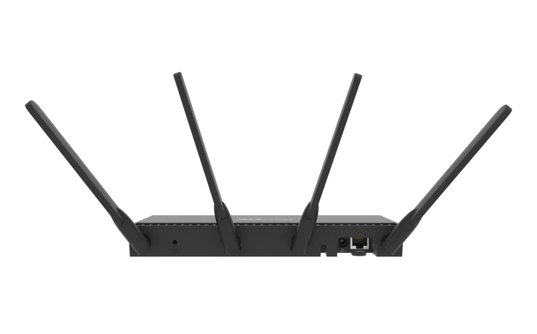 ROUTER MIKROTIK RB4011iGS+5HACQ2HND S/FT